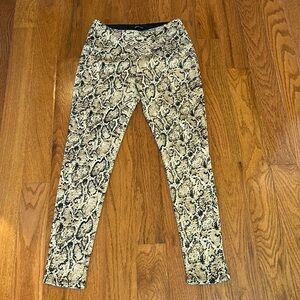 ATHENA MARIE SNAKE PRINT LEGGING IN TAN CREAM AND BLACK COLOURS